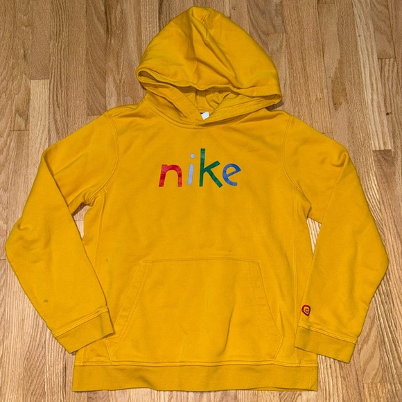 Nike Fleece Yellow Ochre/University Red Pullover Hoodie Sweatshirt - DR0105-752 - Picture 1 of 8